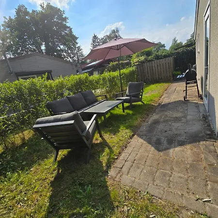 Chalet T'chaletje Met Hottub *